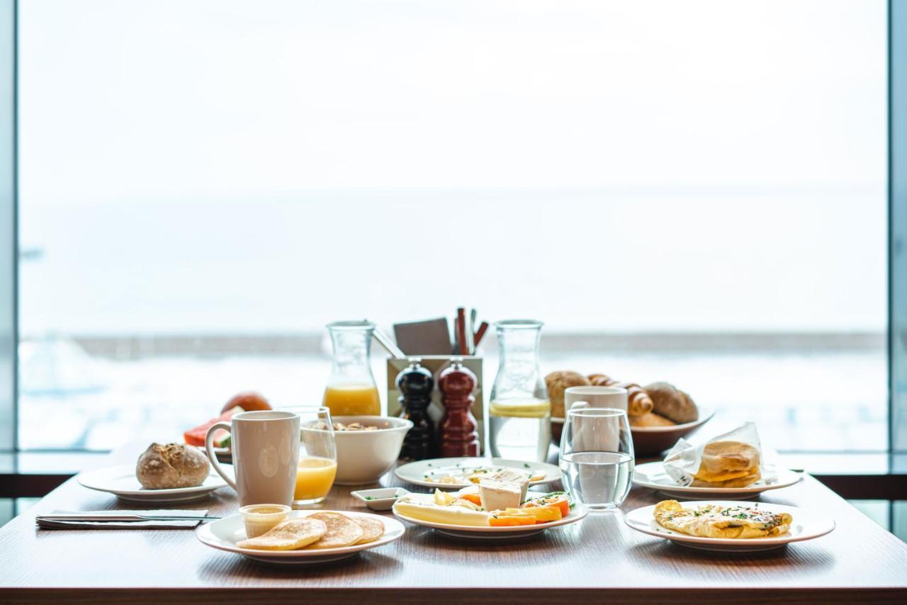 Aja Groemitz Hotel Екстериор снимка