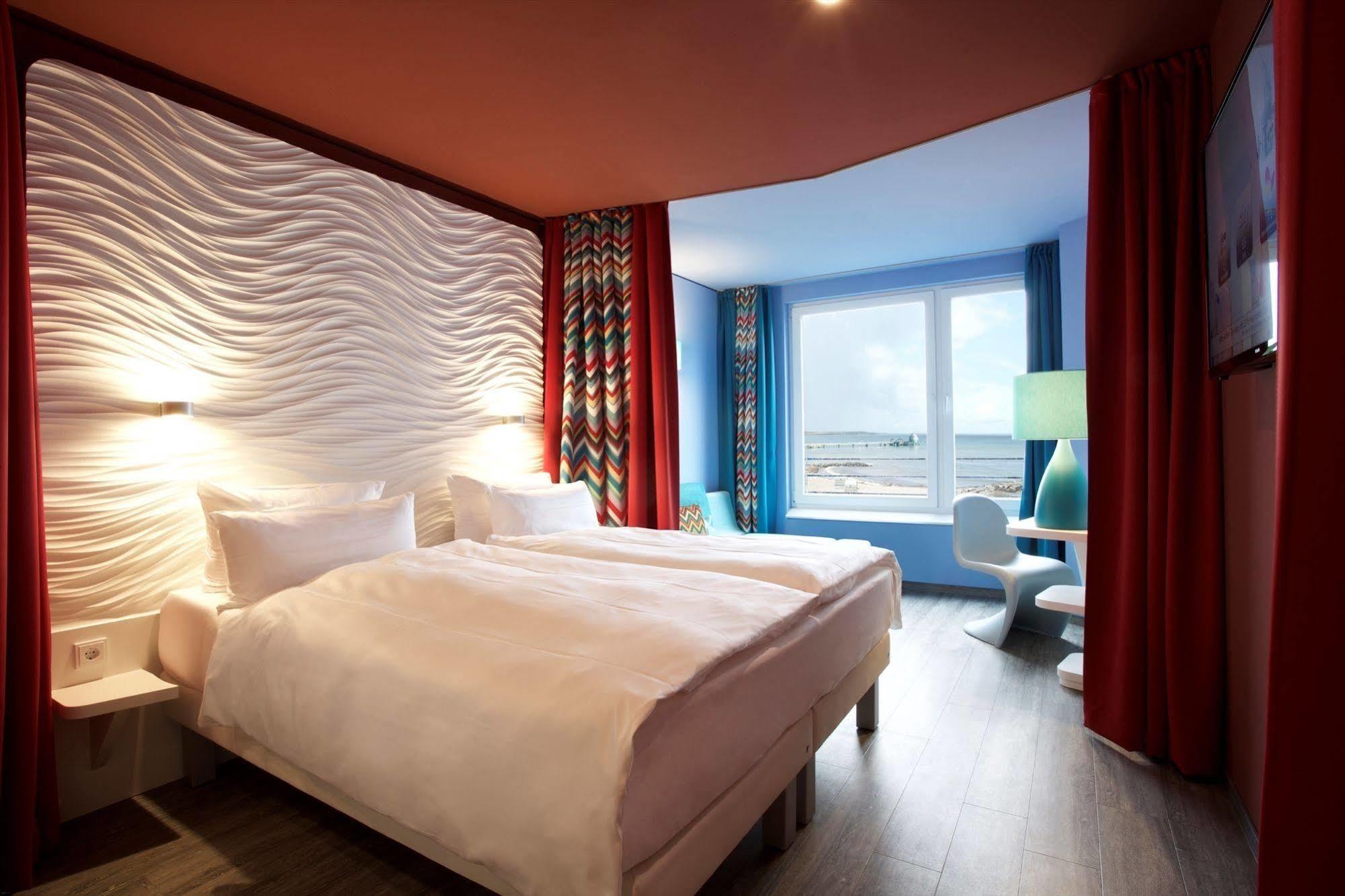 Aja Groemitz Hotel Екстериор снимка